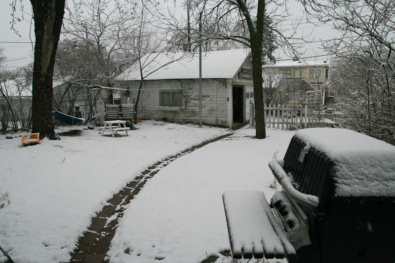 April 05, 2009<nbsp/> @<nbsp/> 08:29<br/><br/>the next morning... nature has its little laugh in our faces